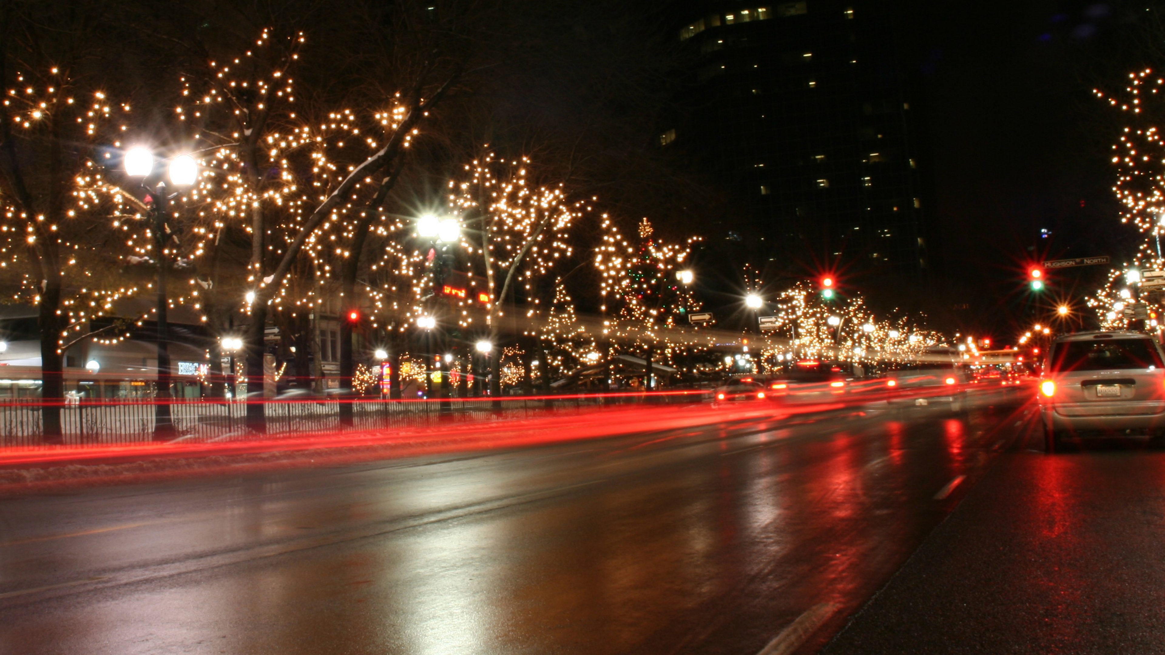 Holiday Street lights